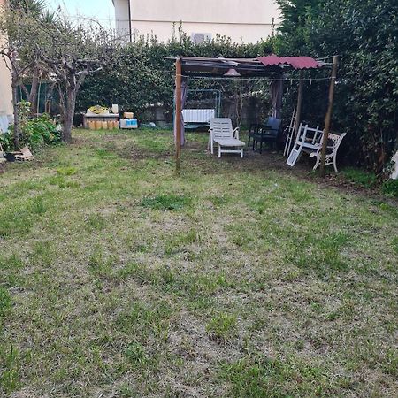 Accogliente Trilocale Al Mare Apartment Porto San Giorgio Luaran gambar